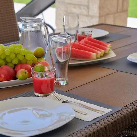 Giovanna By Interhome Ferienhaus Poreč